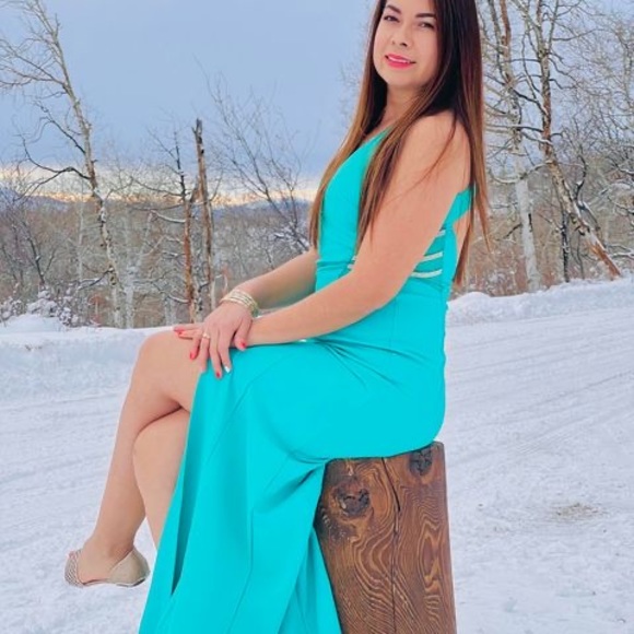 Meet your Posher, Erika - Picture 1 of 1